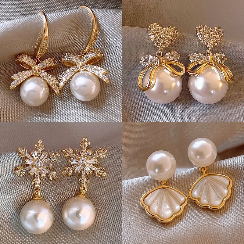 Fashion High-End Pearl Ladies Earrings French Light Luxury Temperament Autumn Winter Earrings