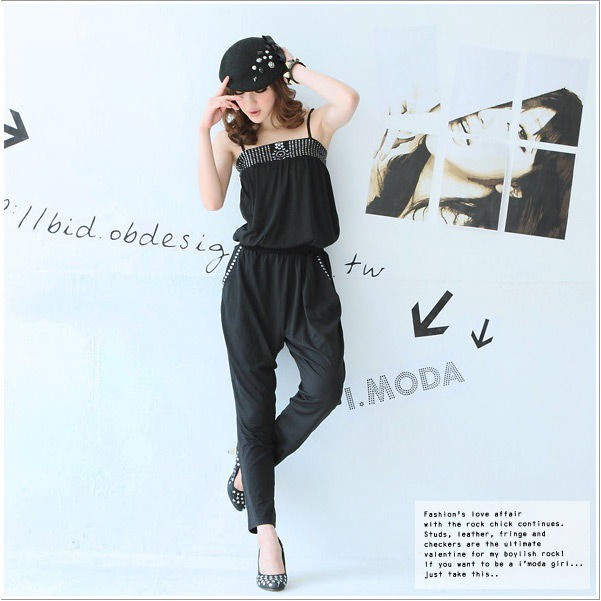 OB嚴選《B1694-》Amuro style rivet flat mouth thin jumpsuit 安室風鉚釘平口細肩帶連身長褲