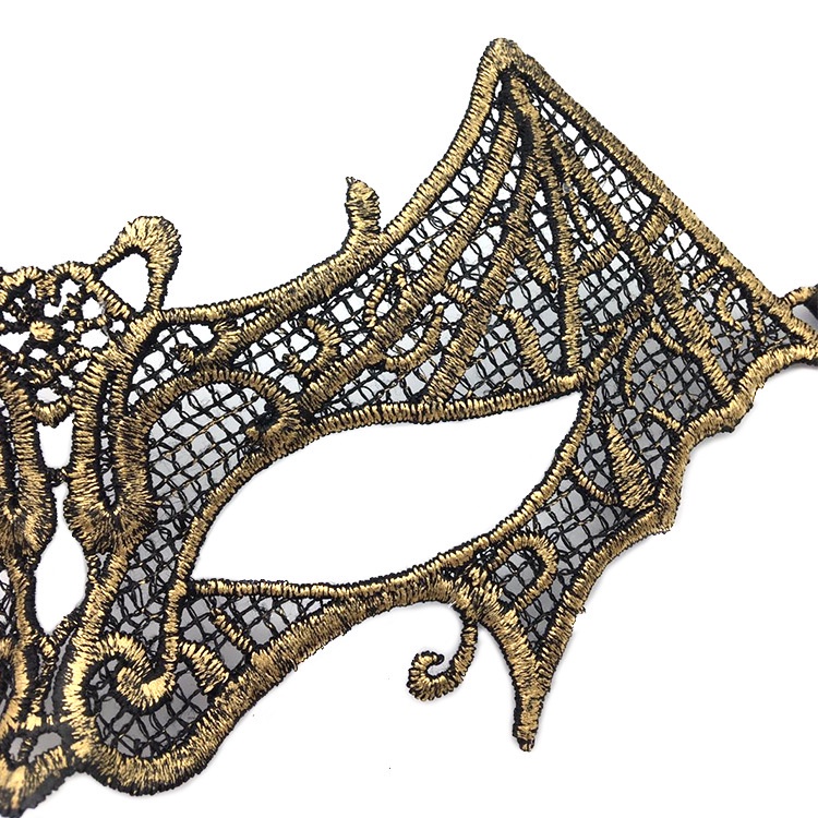Hot-Selling Gilding Bat Lace Mask Halloween Masquerade Half-Face Party