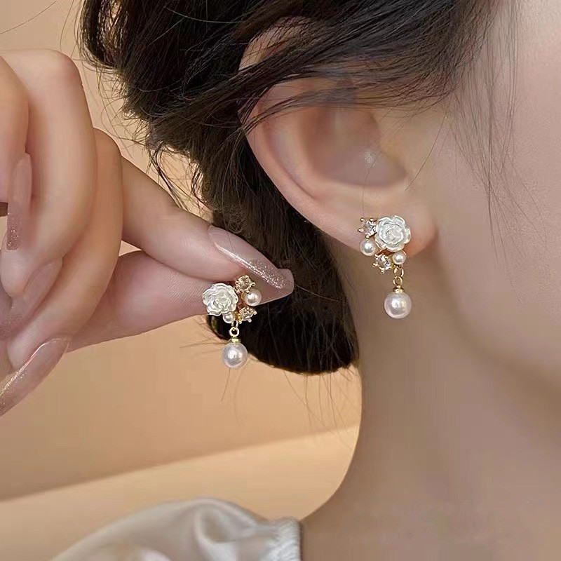 Japan Japan South Korea New Style White Flower Camellia Small French Pearl Trendy Classy Elegant Earrings