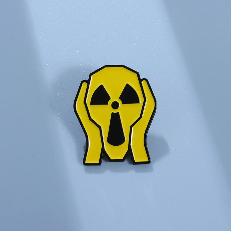 Nuclear Scream Art Radiation Enamel Pin Brooch Funny Radioactive Radiation Label Pins Lapel Badges Jewelry Gift for Friends