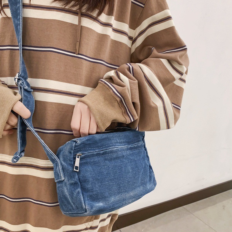 Comelnya Bag Jeans Denim Sling Bag Simple Cute and Sleek Design with Zippers Beg Wanita Bahan Jeans Moden dan Ringkas