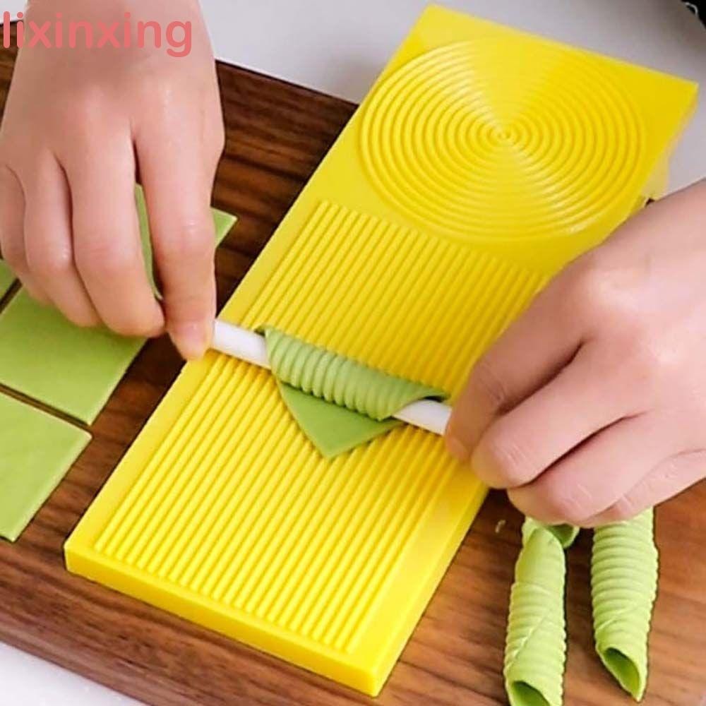 LIXINXING|Making Tool DIY Spaghetti Gnocchi Noodle Maker|Maker Board Baking Pan Mould Noodle|Kitchen Gadgets