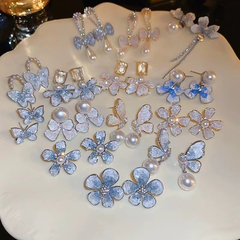 Asymmetric Butterfly Pearl Flowing Su Earrings Blue Crystal Butterfly Ear Earlier 2024 New Vermiculite Ear Decoration