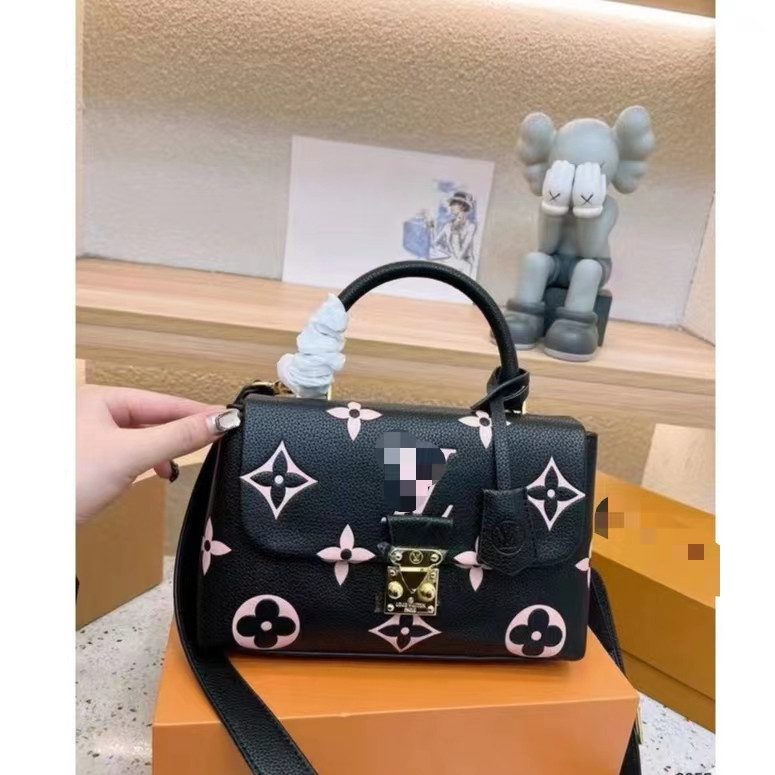 Brand Copy #LM a d e l i n B Handheld Small Square One Shoulder Horizontal Printing Bag 2 5 * 1 6 c m+Box