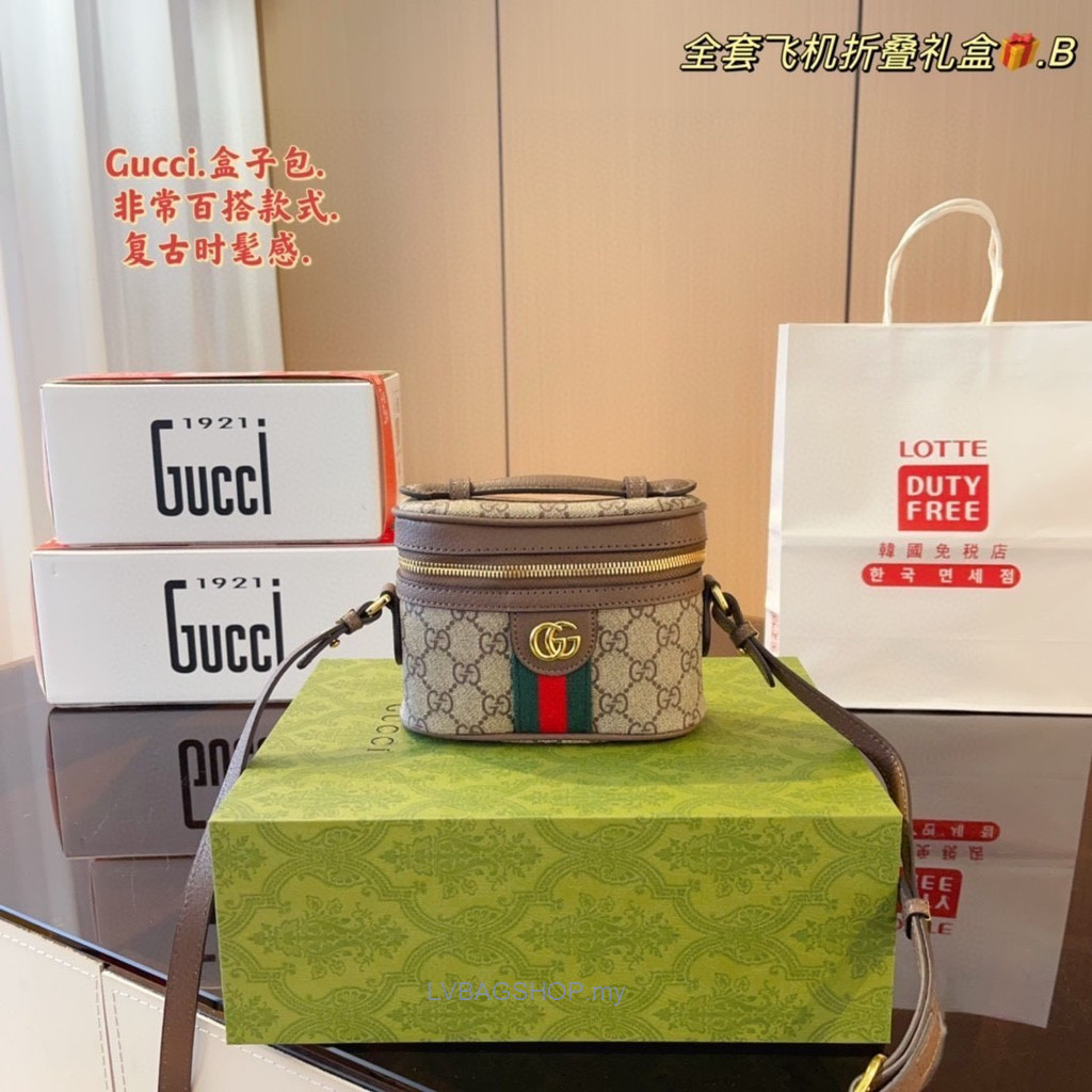 H I G Q U A L T Y Cl Gift Box 
 M a r m o n t Bag Presbyopia Look Gentle Straight Stamp Heart Satisfaction Machine Red Powder Pack Order Messenger Size 6 * c