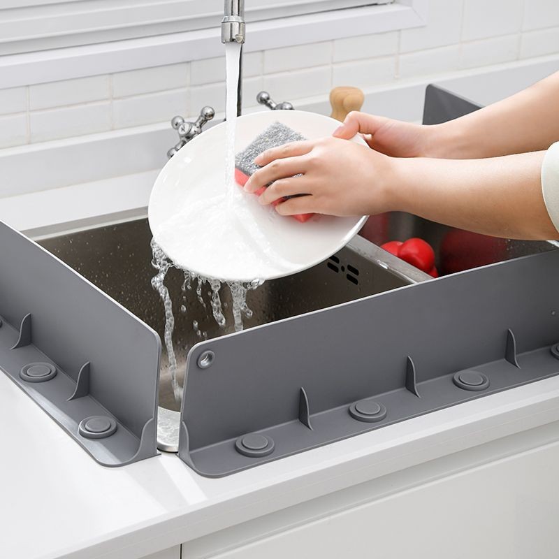 Japanese-style Sink Water Baffle Kitchen Sink Splash-Proof Handy Tool Dishwasher Water Baffle Countertop Silicone Suction Cup Baffle