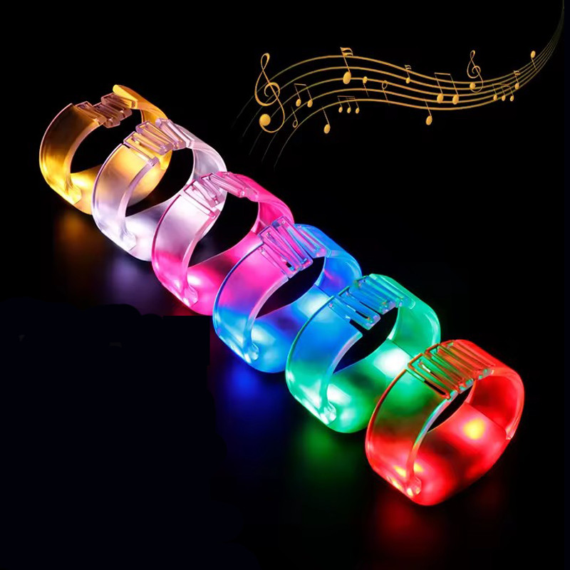 1pcs LED Bracelets Light Up Bracelets LED Armbands Flashing Sports Wristband Glow in The Dark Party Supplies for Concerts Festivals Sports Parties Night Events