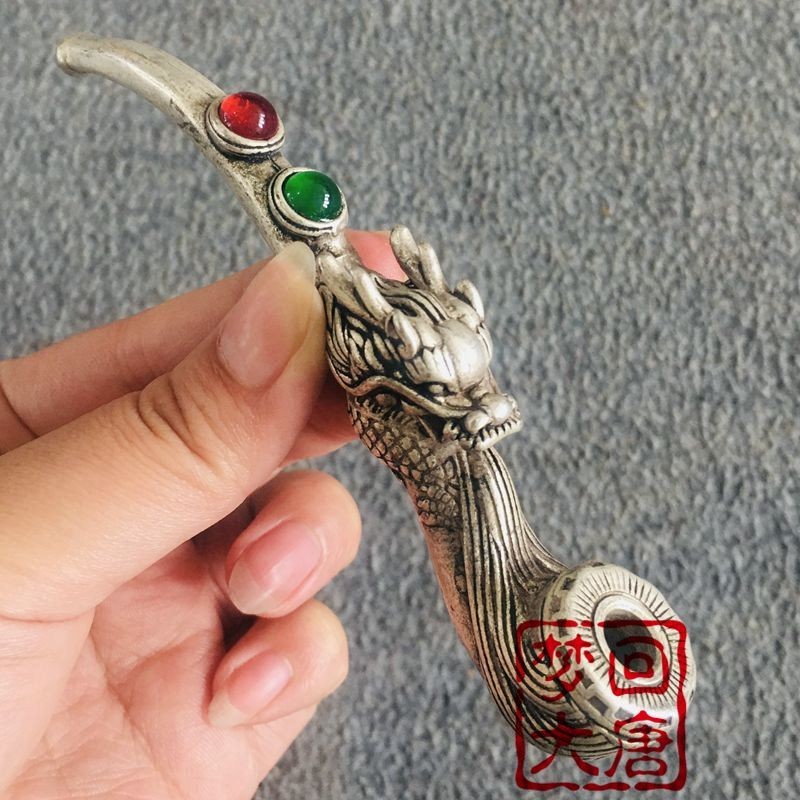 Antique Miscellaneous Miscellaneous Miaozu Silver Jewelry Faucet Pipe Pipe Inlaid Emerald Handmade Old-fashioned Dry Tobacco Filter Smoking Set Handle 24/6 * 1