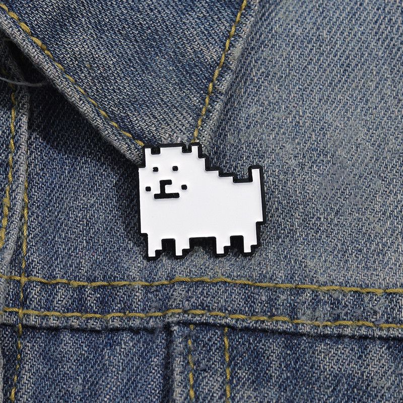 Undertale Cartoon White Mosaic Dog Metal Badge Game Peripheral Clothing Accessories Gifts for Friends