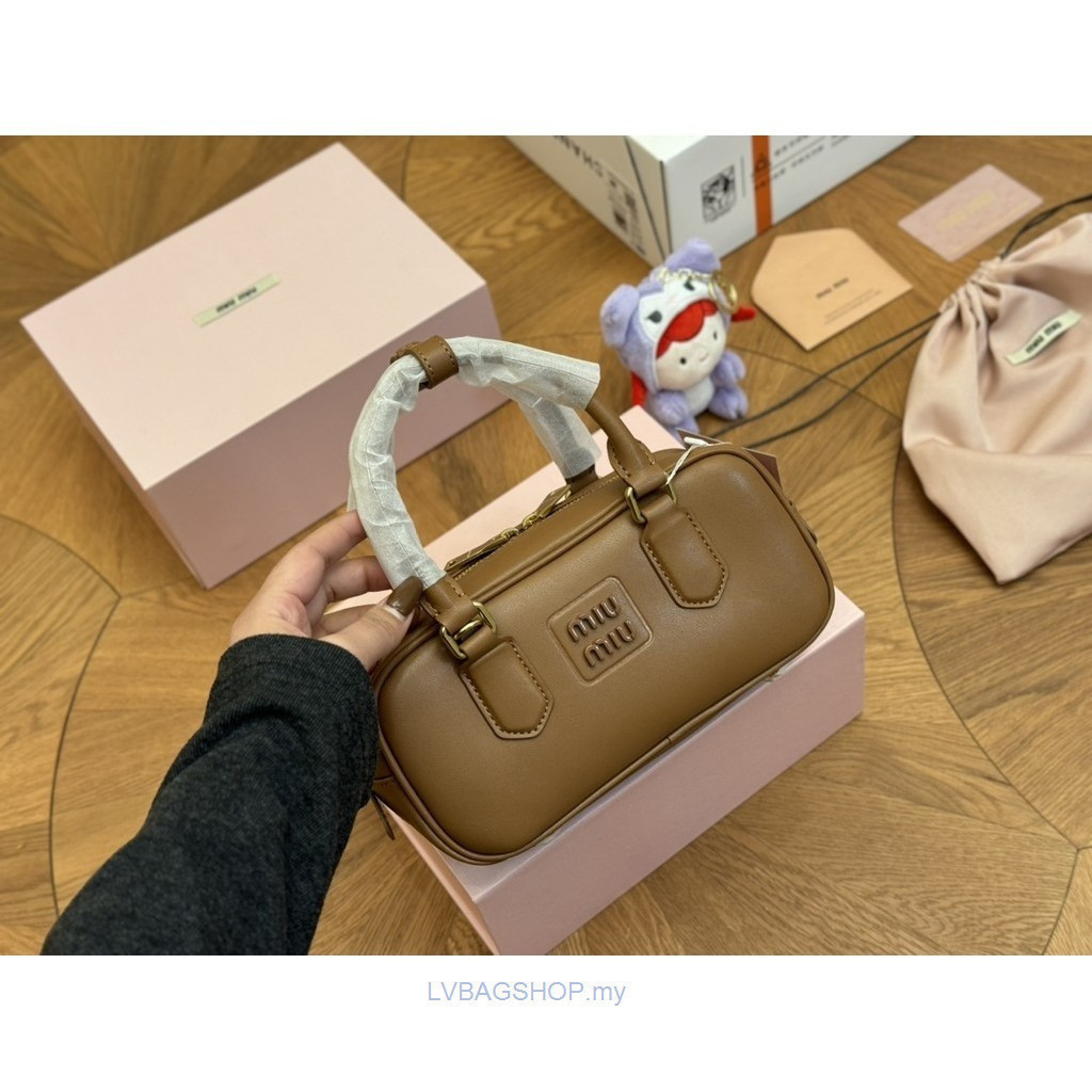 H I G Q U A L T Y Folding Box 
 Tai Bar m i u Bowling Feel Size 2 c Delicate Soft