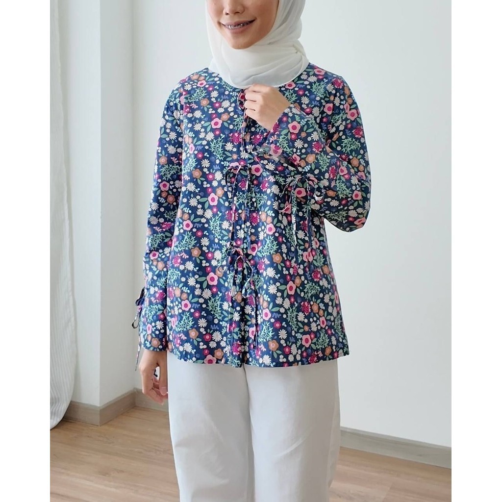 SARI BLOUSE BY PETIKITA CASUAL