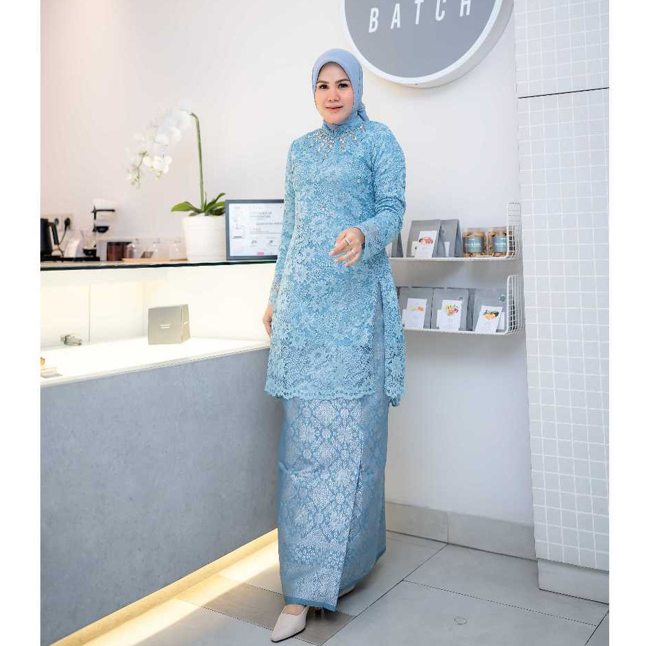 Versatile Essential (Realpict) Azuma Brocade / Modern Sequin Kebaya Wrapped Songket Skirt Must - Image 5