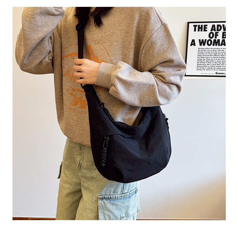 Tas Selempang Nylon Uniseks 2025 – Kapasitas Besar, Ringan & Gaya Jepun Minimalis!女生背包/斜背包/网红包包