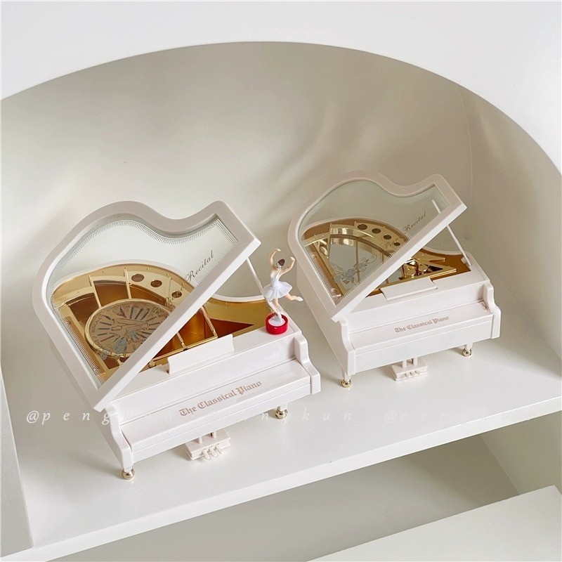 Ins Style Nordic Retro Piano Music Box Desktop Decorations Ornaments Creative Gifts High-End Birthday Gifts