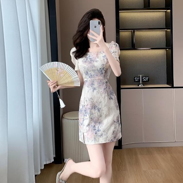 New Chinese Style Chinese Style Jacquard Improved Cheongsam Dress Female 2024 Celebrity High-End Small Dress 10.15