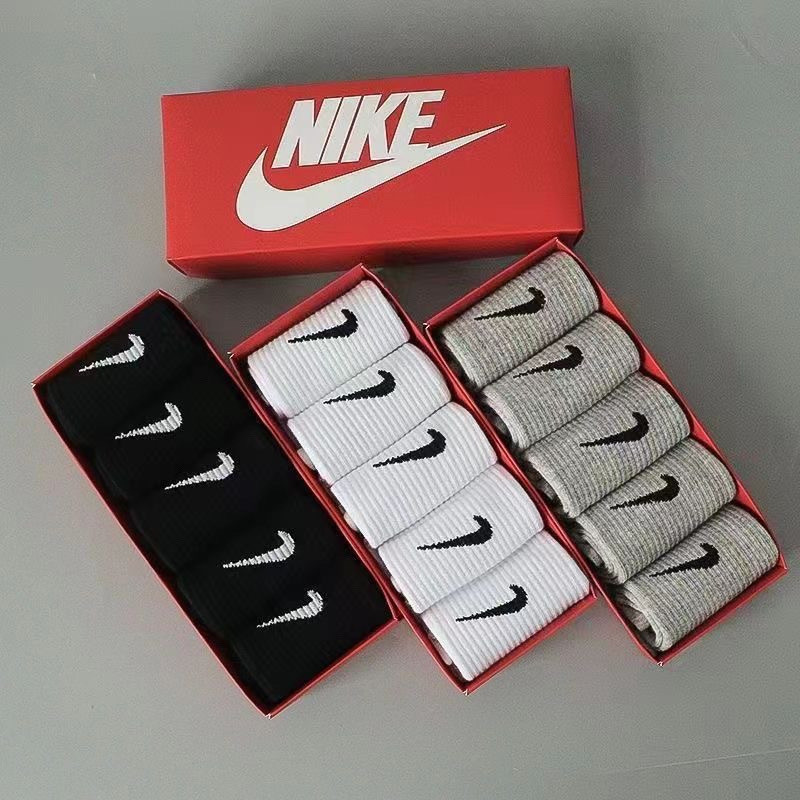 Nike Socks, Stockings Socks, Ankle Socks, Mid-Tube Socks, Sports Socks, Thick, Soft, Fashionable, 3 Sizes Available, Men Women Can Use.