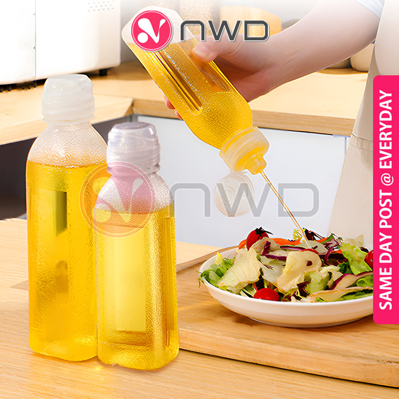 《 》 300/500ml Leakproof Squeeze Oil Bottle Sauce Vinegar Dispenser Botol Minyak 油瓶 NWD