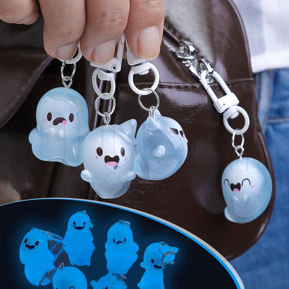 Halloween Luminous Ghost Keychain - 3D Cartoon Cute Mini Resin Keyring - Elf Glow In The Dark Key Holder - Blue Jelly Doll Backpack Pendant Key Chain - Kids Party Gift