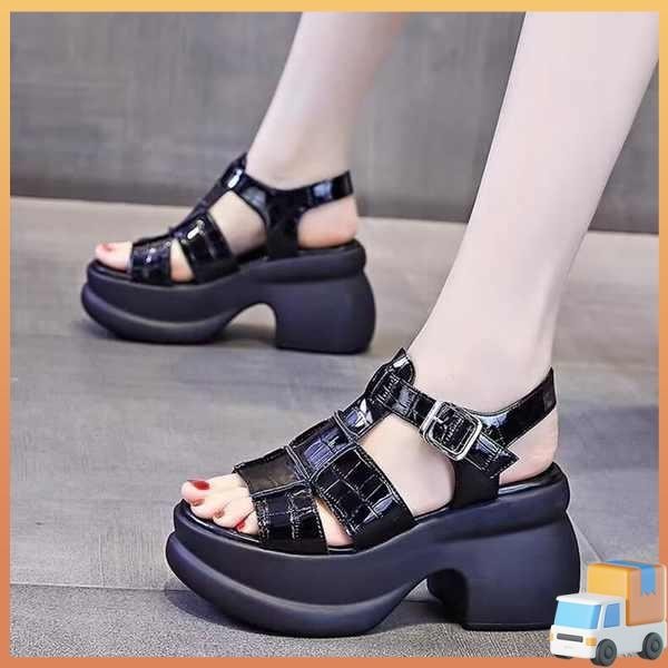 sandal perempuan women sandal flat sandal women essential sandal Sandal Roman sandals pakaian musim panas wanita 2024 platform baji rata baharu kasut wanita serba boleh sandal tali tinggi