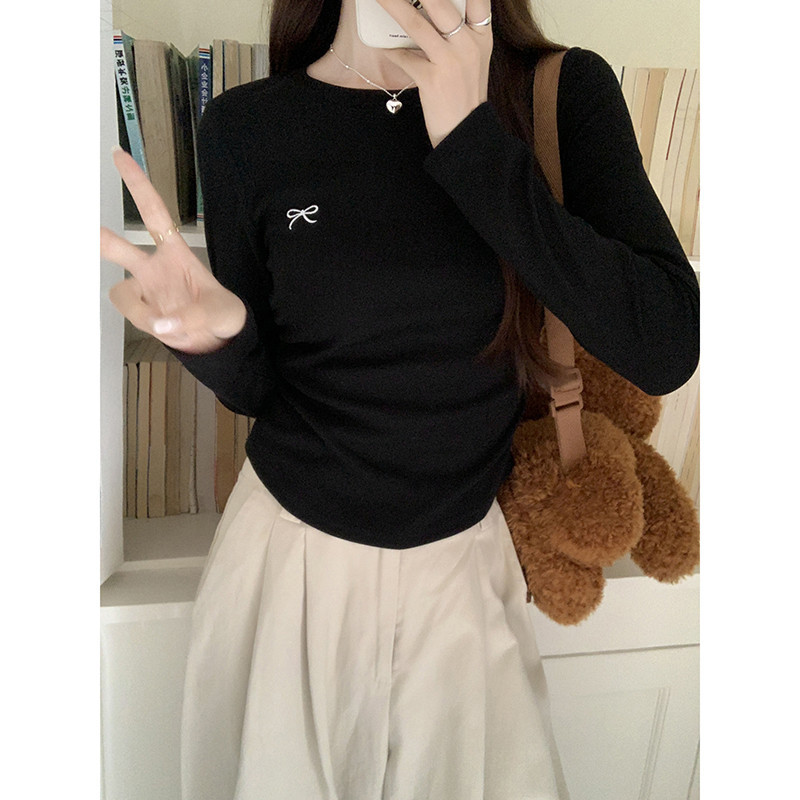 【READY STOCK AT Johor】 Hotgirl⭐Bowknot round neck long-sleeved bottoming T-shirt(SIZE: S-3XL)