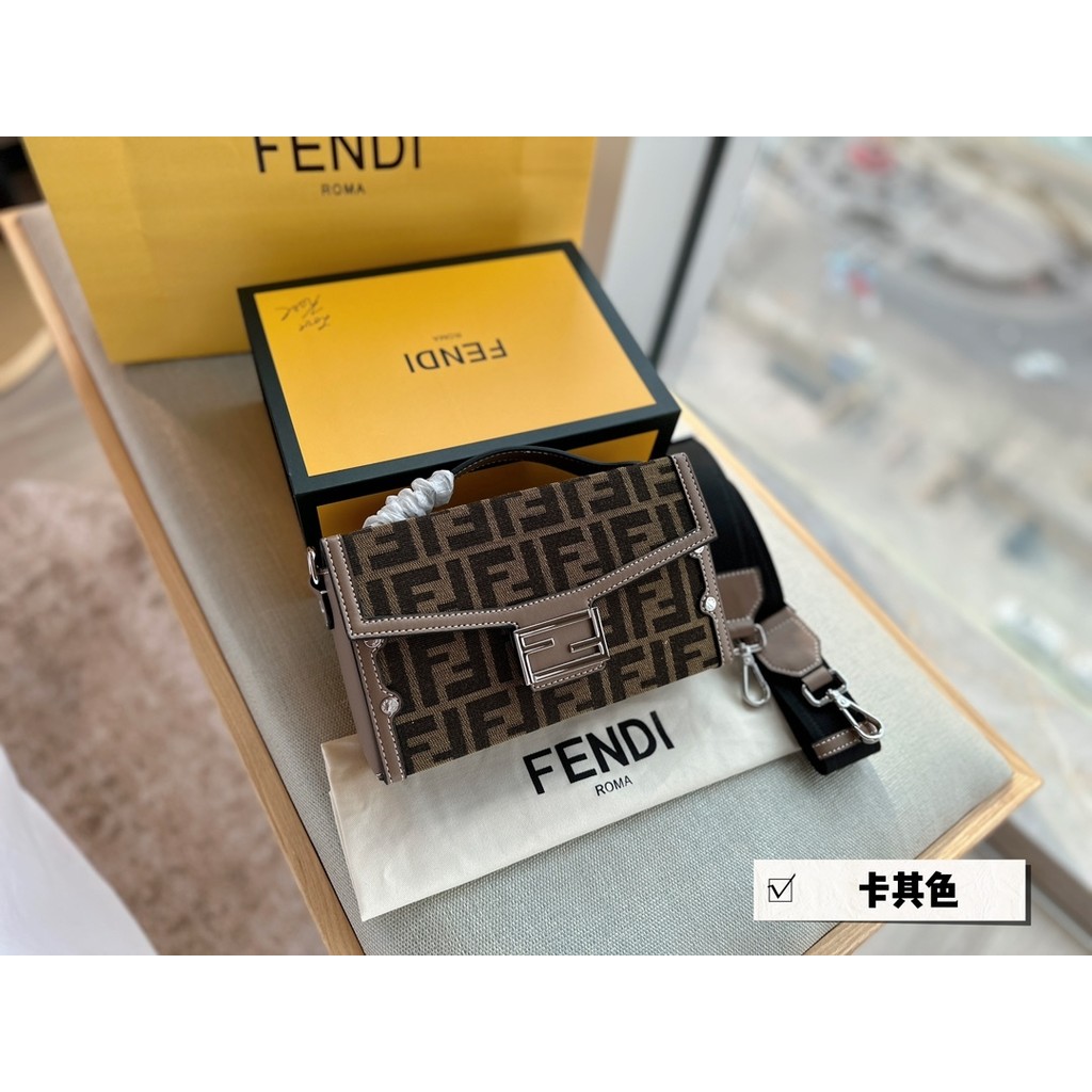 Old Flower Camera Bag Box Bag Completely Hit Old Husband's Heart Stir-Fried Chicken Cute sze Capacity Very ok sze: 222m