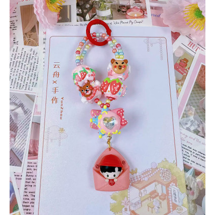 Premium Must 2Car accessories live shot Essential