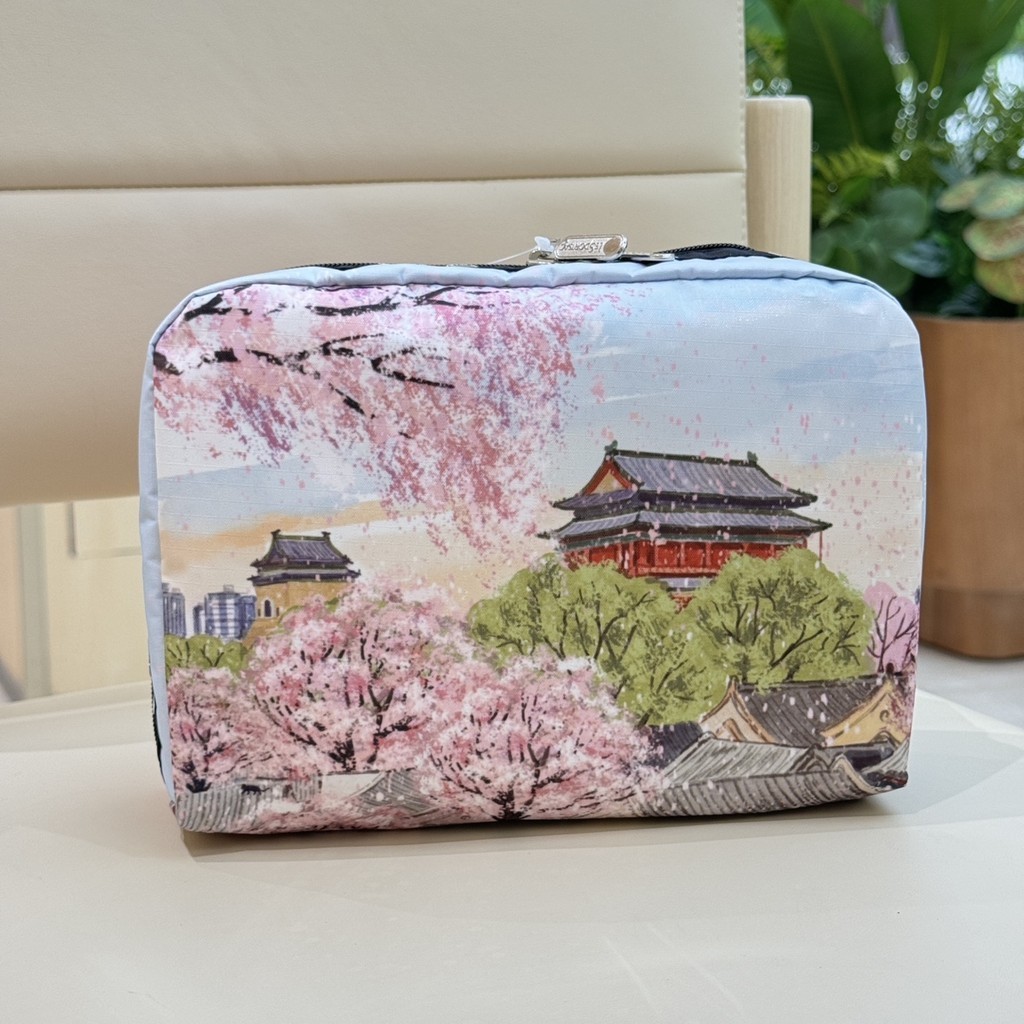 Chinese Style Cosmetic Bag High-End Ladies Skin Care Product Storage Bag Portable Travel Toiletry Bag Forbidden City Cherry Blossom 7121