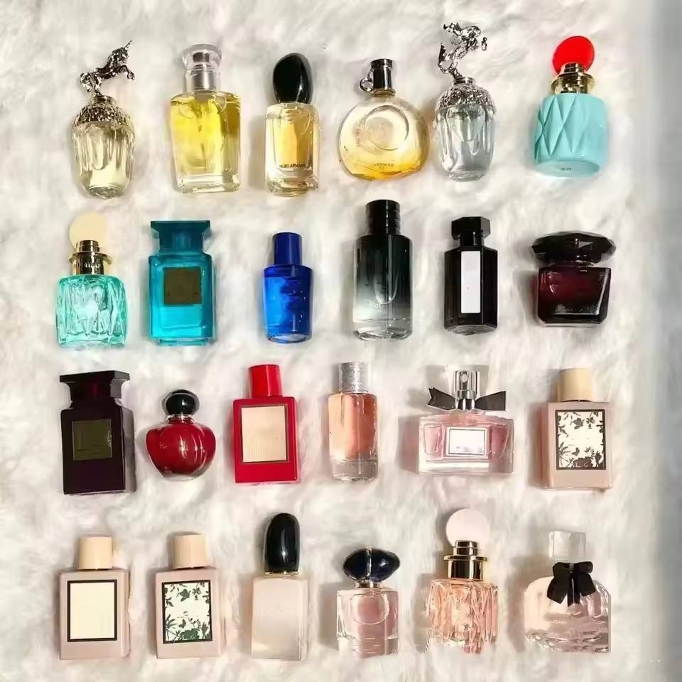 【100ml】Perfumed Body Mist (100ml) Body Spray Fragrance Mist Pewangi Badan PERFUME YAYA EMPIRE X MIA AZAHAR ORIGINAL