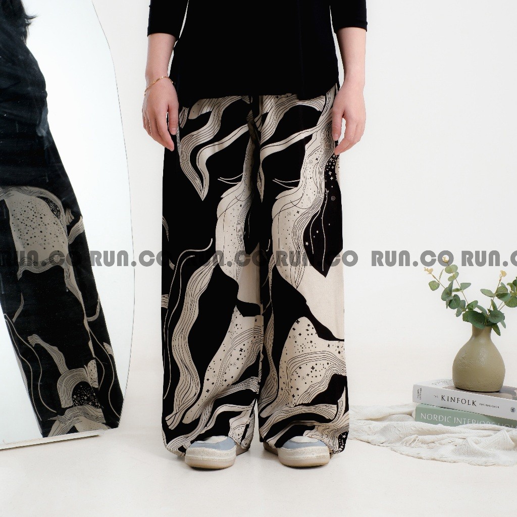 Versatile Multi RUN.CO Celana Kulot Rayon Premium Motif Terbaru Must - Image 3