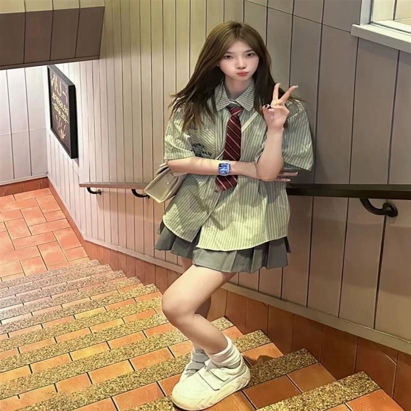 现货 店铺一整套ootd穿搭绿色jk制服百褶短裙2025超火连衣裙两件套装女店铺一整套ootd穿搭绿色jk制服百褶短裙2025超火连衣裙两件套装女