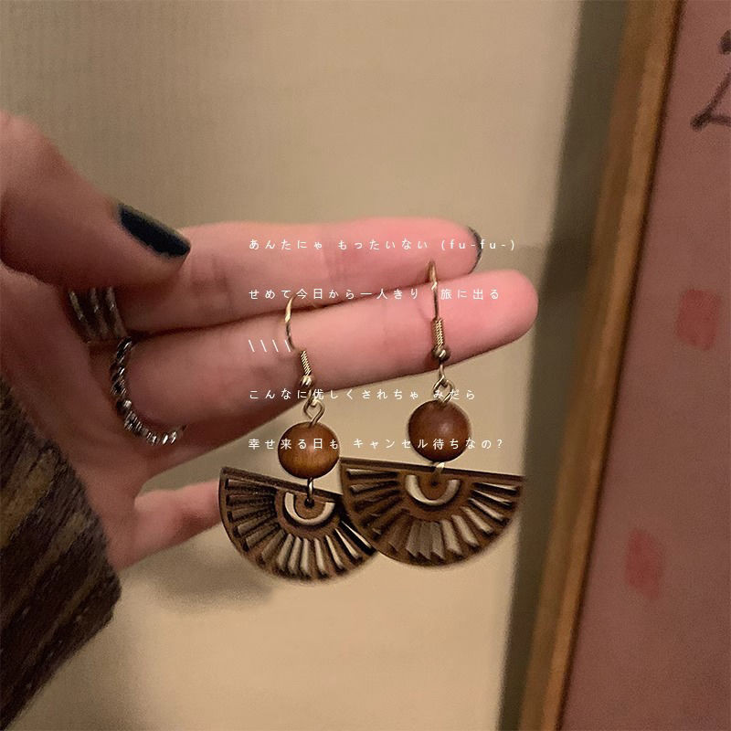 Wooden Elements Chinese Style New Chinese Style Earrings Niche Design Sense High-End Ethnic Style Earrings Middle-Aged Earrings 2025 Earrings Wooden Elements Chinese Style New Chinese Earrings Niche Design Sense High-End Ethnic Style Earrings Middle-Aged