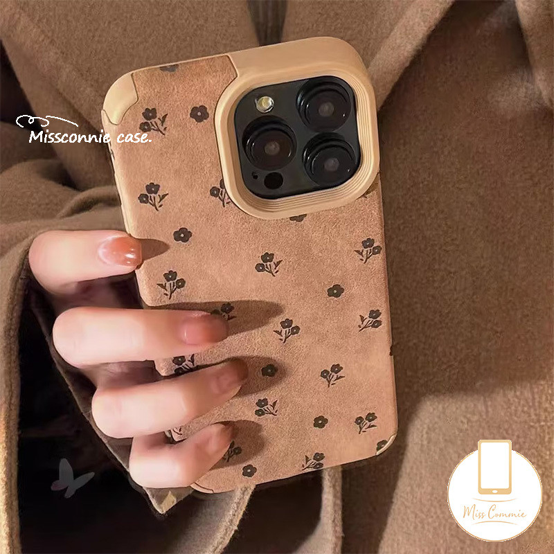 Fashion Cute Luck Flowers Vintage Floral Soft Cover Compatible for IPhone 13 16 15 11 14 12 Pro Max 13 16 15 Plus 16 13 15 Pro Luxury Leather Feather Texture Couples Case