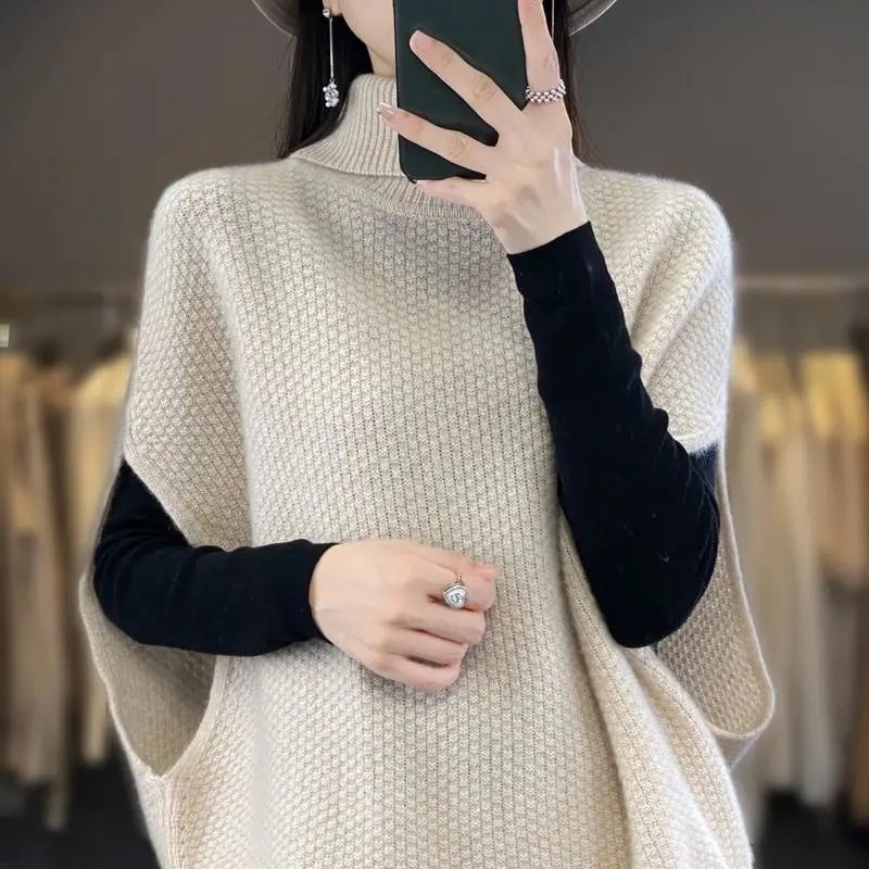 Fashionable Chunky Knit Sweater with Turtleneck Collar for Women in Fall and Winter