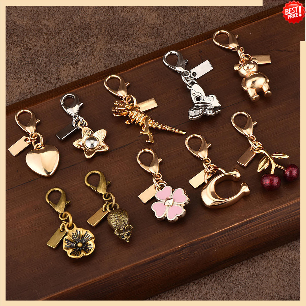 Fashion Keychain Car Key Charm Premium Bag Pendant Golden Bear Red Cherry Butterfly Backpack Pendant Jewelry Gift for Women