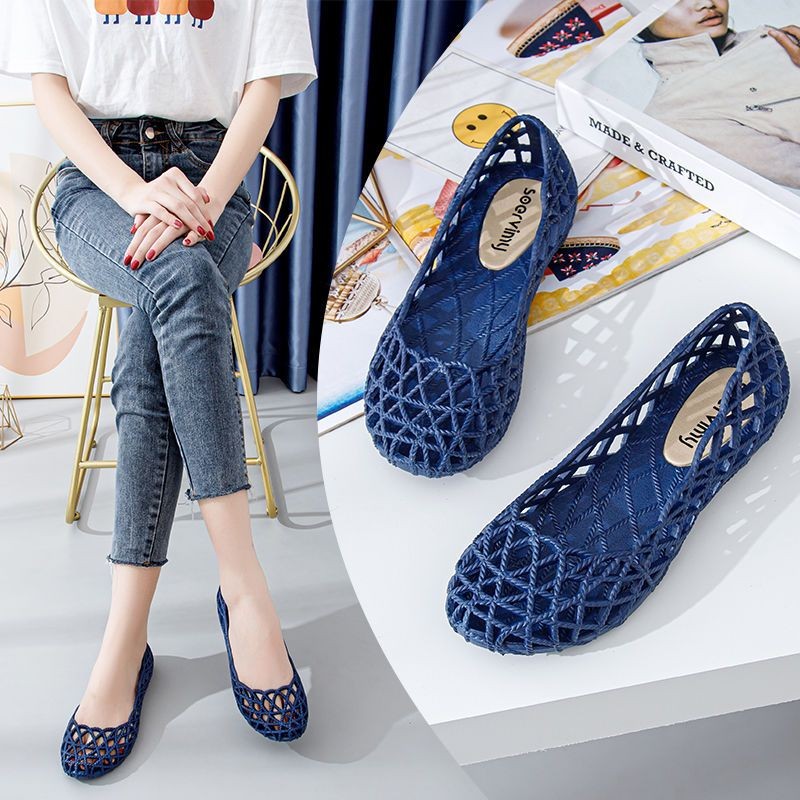 1.8,000 People Collection Sandals Women 2022 Fashion Outer Wear Flat Plastic Hollow Anti-slip Hole Shoes Beach Super Soft 1.8,000 People Collection Sandals Women 2022 Fashion Outer Wear Flat Plastic Hollow Anti-slip Hole Shoes Beach Super Soft 4.24