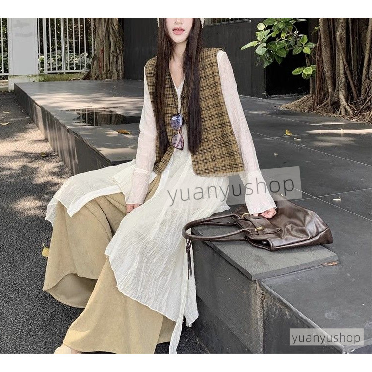 Women's Retro Plaid Vest - Long Sleeve Autumn Fashion