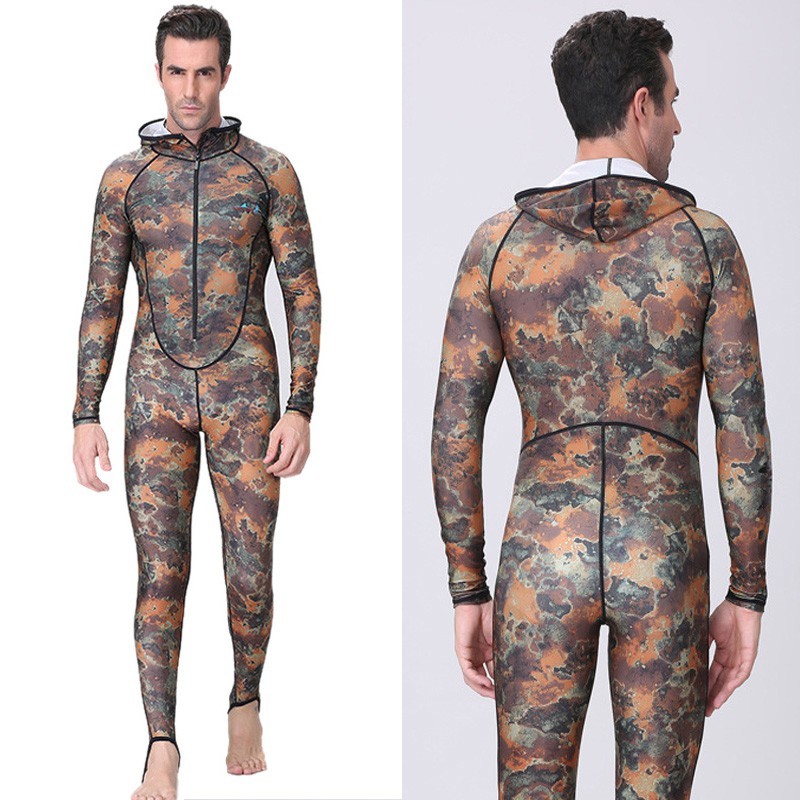 [Fast Delivery] Dive&Sail Spearfishing Suit Camo Dive SpearFishing Wetsuit for Men One Piece With Hood Jump UV protection Swimsuit Camo Lycra Long Sleeve Rash Guard for Men Fishing Spearfishing Accessorie