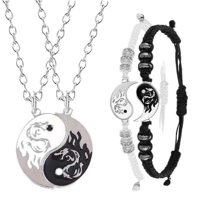 2Pcs Dragon Tai Chi Couple Necklaces For Women Men Lovers Best Friends Bagua Dragon Totem Pendant Fashion Jewelry Gifts