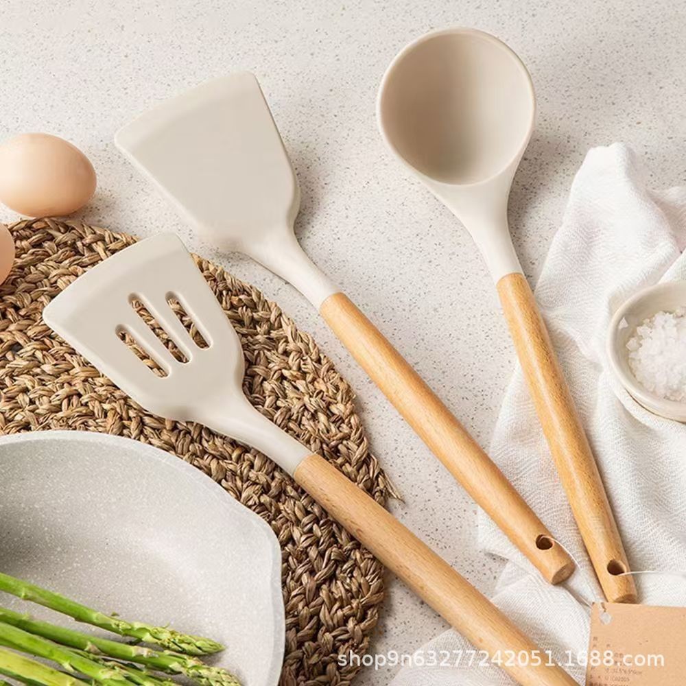 Fashion Silicone Kitchen Utensils Set, Wooden Handle Wooden Handle Silicone Kitchen Utensils Silicone Spatula Spoon High-Value Cooking Spatula Kitchen Utensils Non-Stick Spatula Set