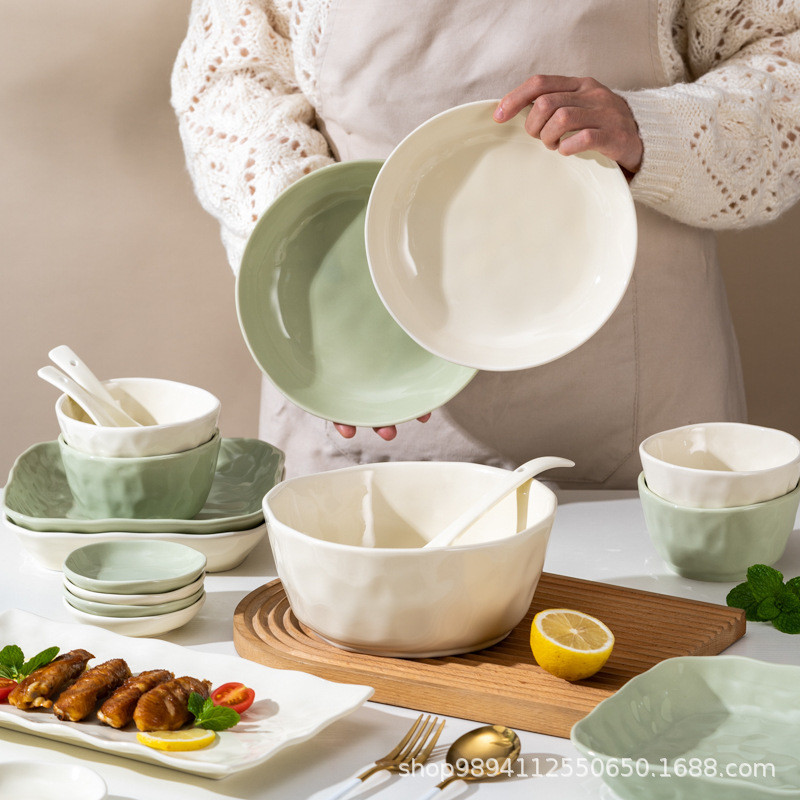 [Corak tangan] Set pinggan tembikar hijau susu kastard, pinggan sederhana, penyepit pinggan angin, pinggan mangkuk, mangkuk salad dan nasi