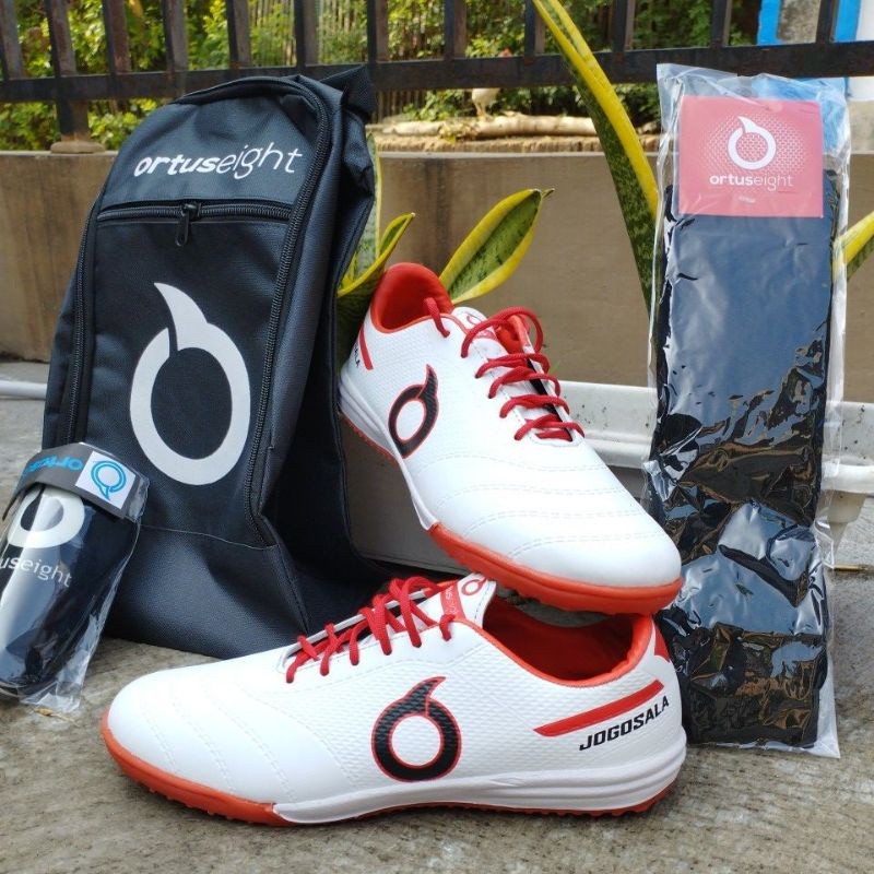 Complete Liberte Catalyst Futsal Shoes