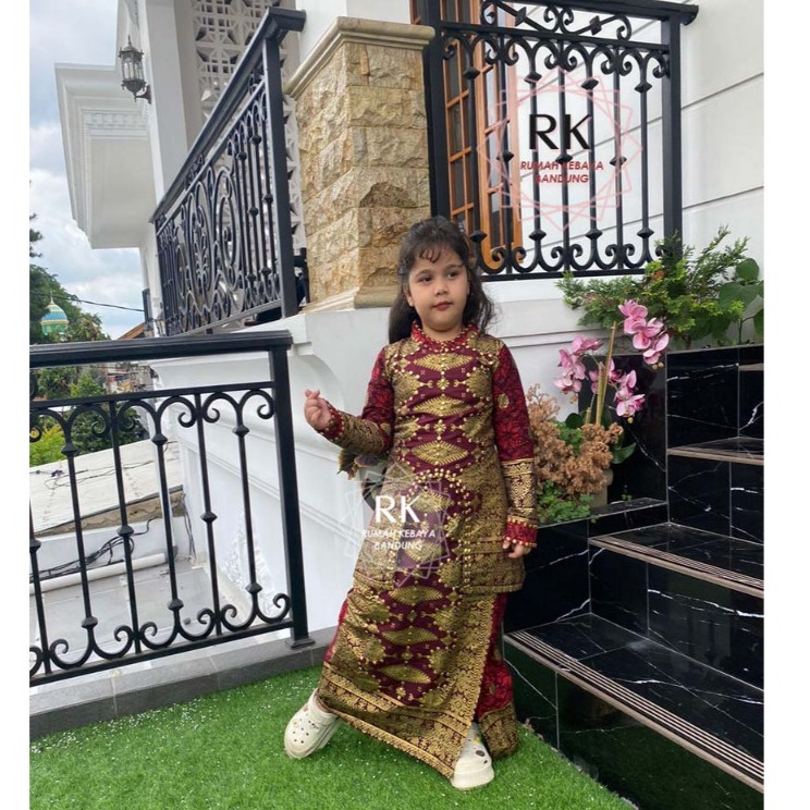 Have Premium Tops Skirts Only Tunic Suits Children SONGKET MALIKA Children/KURUNG BATIK Sogan COUPLE House Of Durable... - Image 3