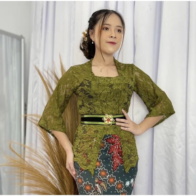 Essential Quality Kebaya bali Brocade sofia strait Bell Sleeves Versatile - Image 5
