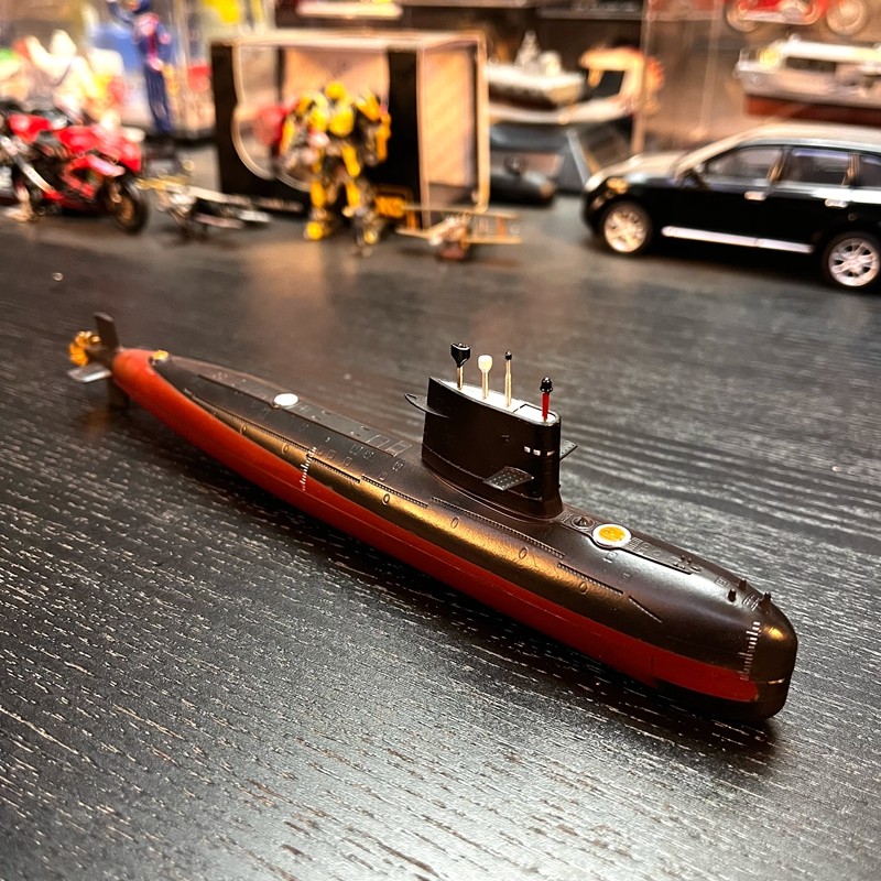 1: 350 China 039 Modified Song-Class Attack Type Submarine Submarine Model Finished Product Ornaments with Display Box Base