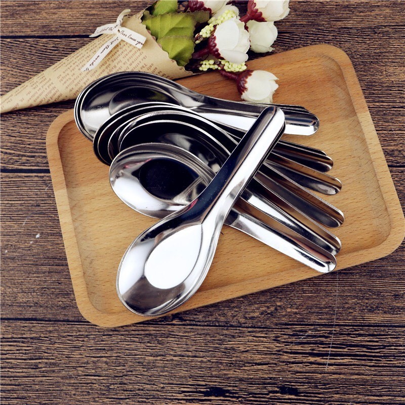 Set of 10] convenient stainless steel pho, soup, and rice spoons.