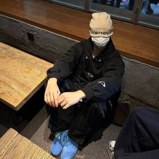 bg