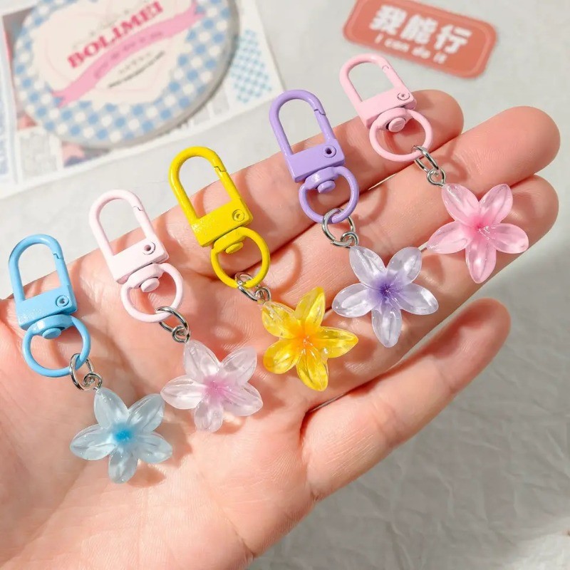 Colorful Transparent Plumeria Flower Keychain for Women – Cute Key Pendant Bag Hanging Accessories Headphone Decoration