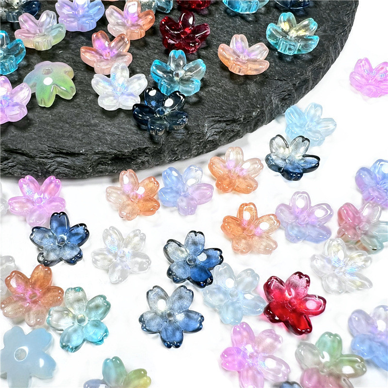50pcs Colored glass three-dimensional middle hole gradient cherry blossom beads DIY bracelet earrings receptacle material bead accessories