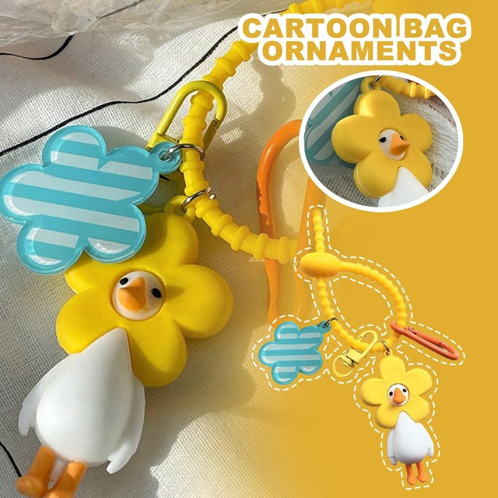 Cute Flower Duck Keychain Cute Adorable Backpack Ornaments All-match Accessories Gift Fashion U8j7